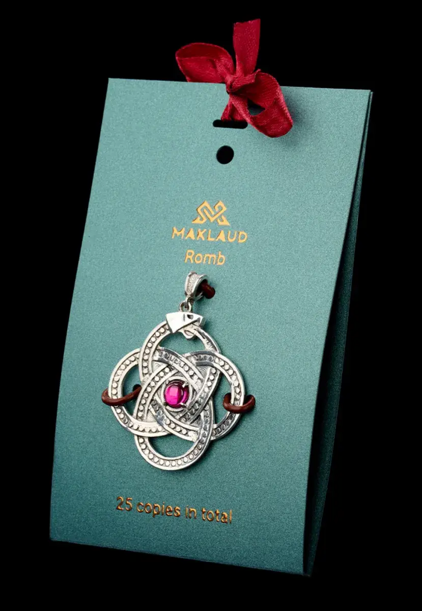 Кулон Maklaud Romb